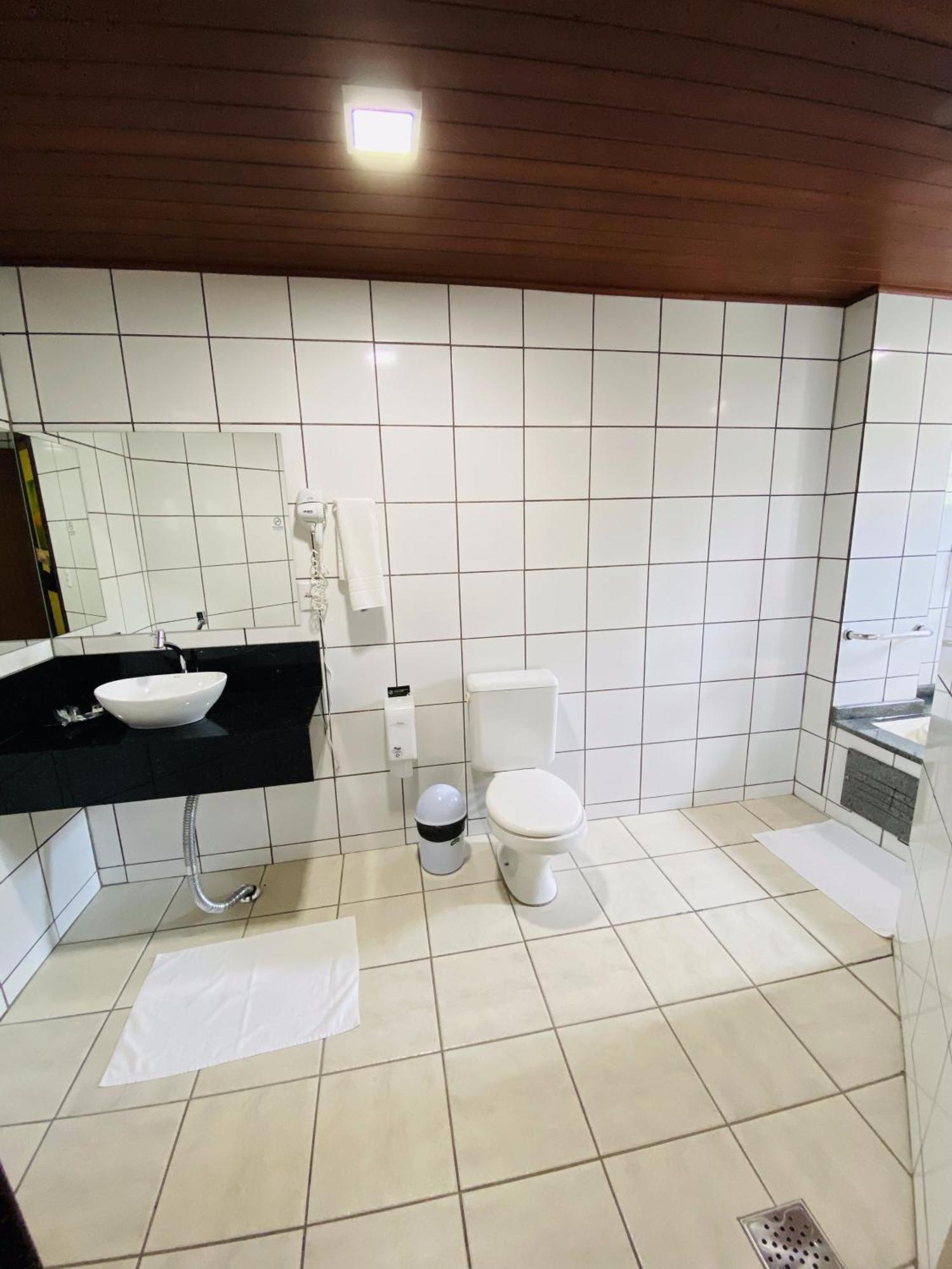 Real Nob Hotel Orleans Esterno foto