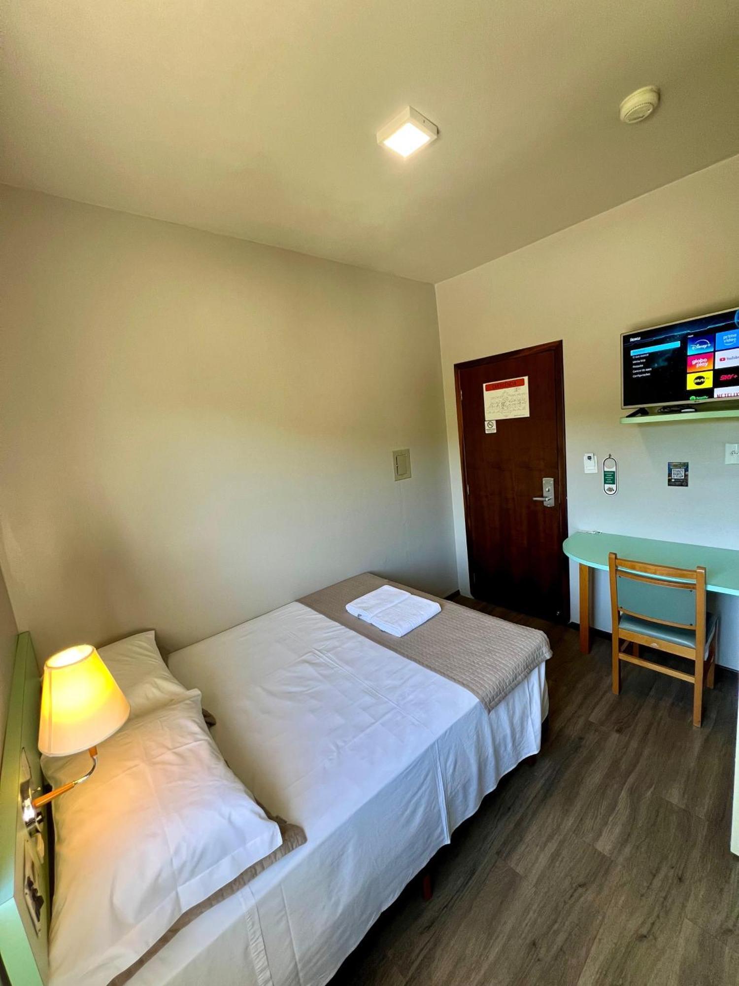 Real Nob Hotel Orleans Esterno foto