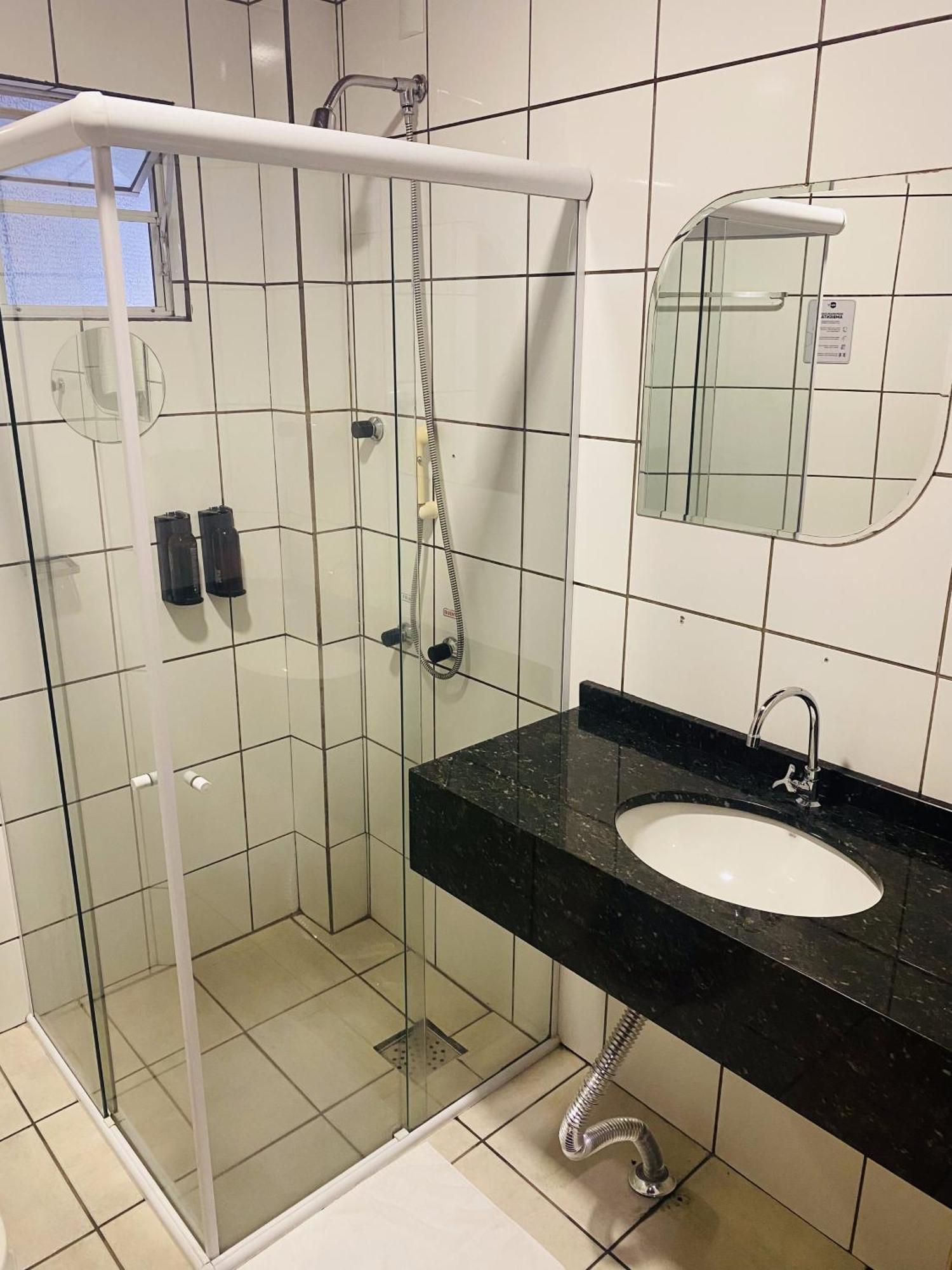 Real Nob Hotel Orleans Esterno foto