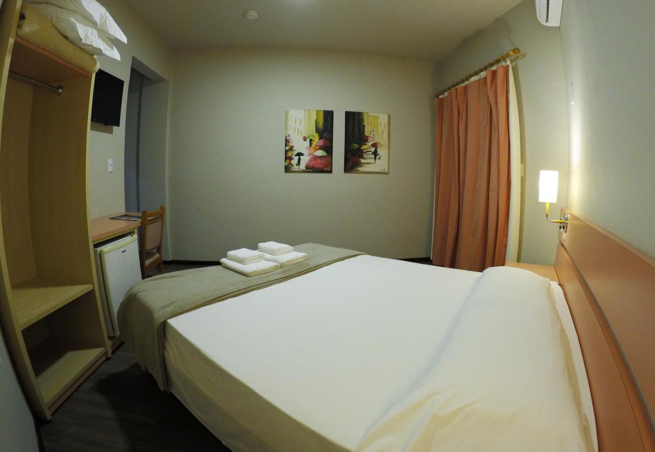 Real Nob Hotel Orleans Esterno foto
